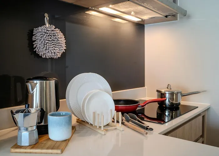 公寓 Luxury 2br With Sky Pool & Gym Near Bts Thong Lo