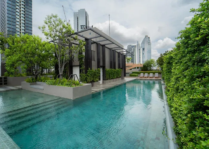 公寓 Luxury 2br With Sky Pool & Gym Near Bts Thong Lo 曼谷